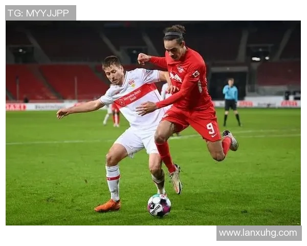 莱比锡红牛主场力克汉诺威96，登顶德甲积分榜巅峰